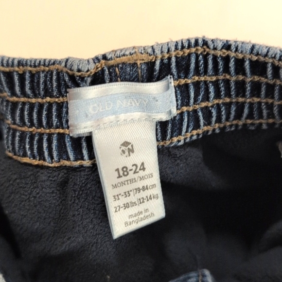 old navy fleece lined straight leg denim jeans 18-24 months baby - Picture 4 of 9